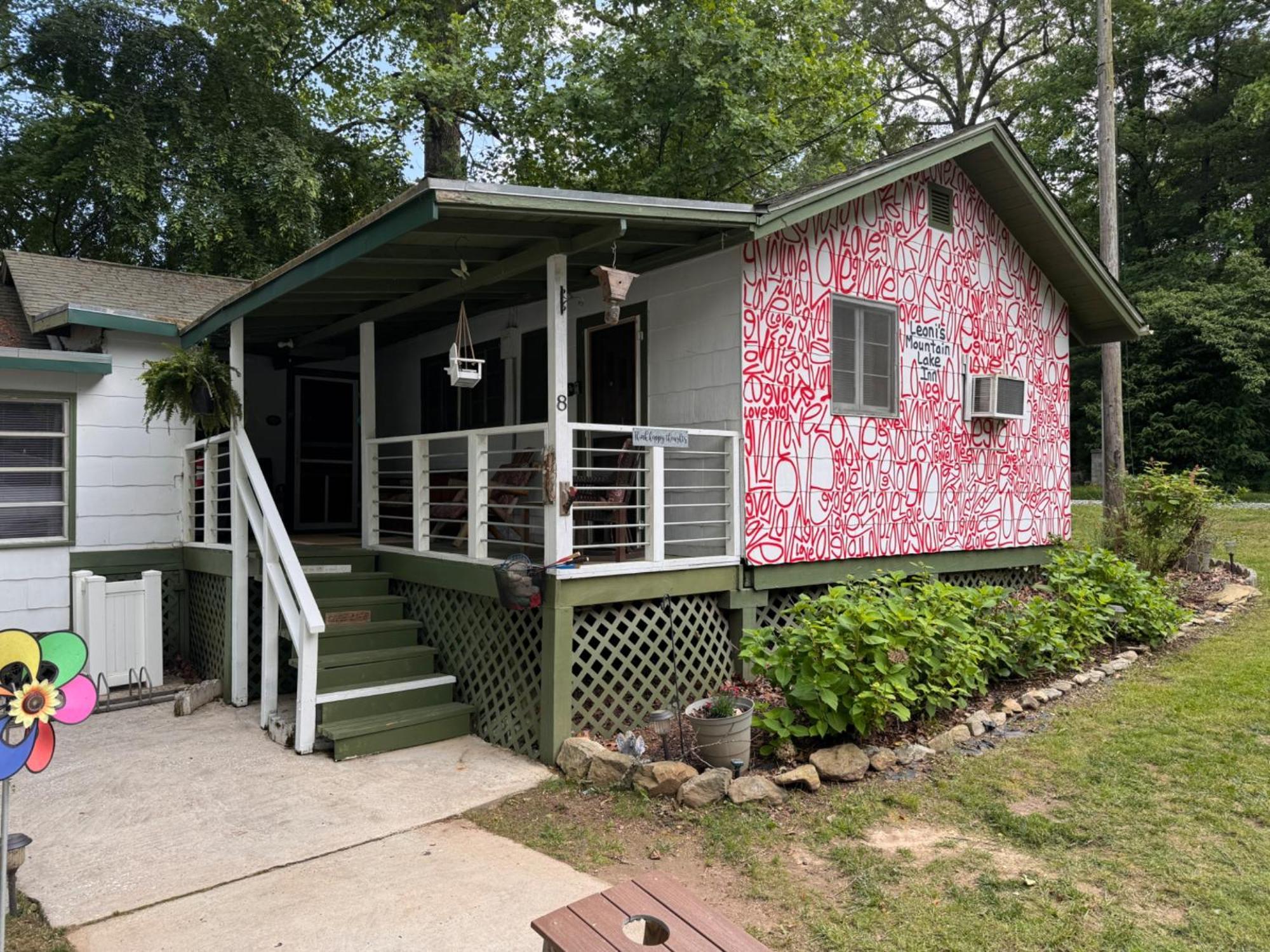 Mountain Lake Cottages Hendersonville Exterior photo