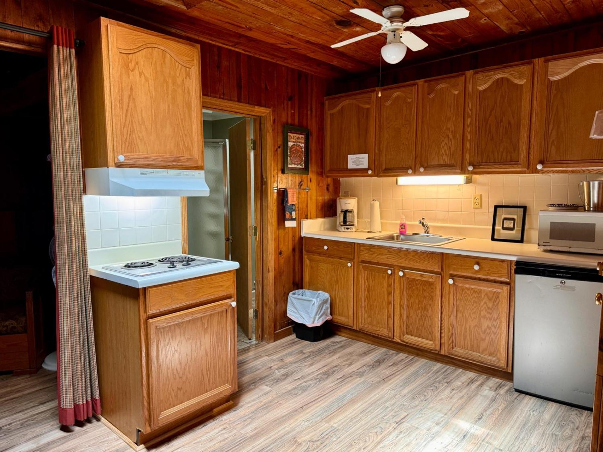 Mountain Lake Cottages Hendersonville Exterior photo