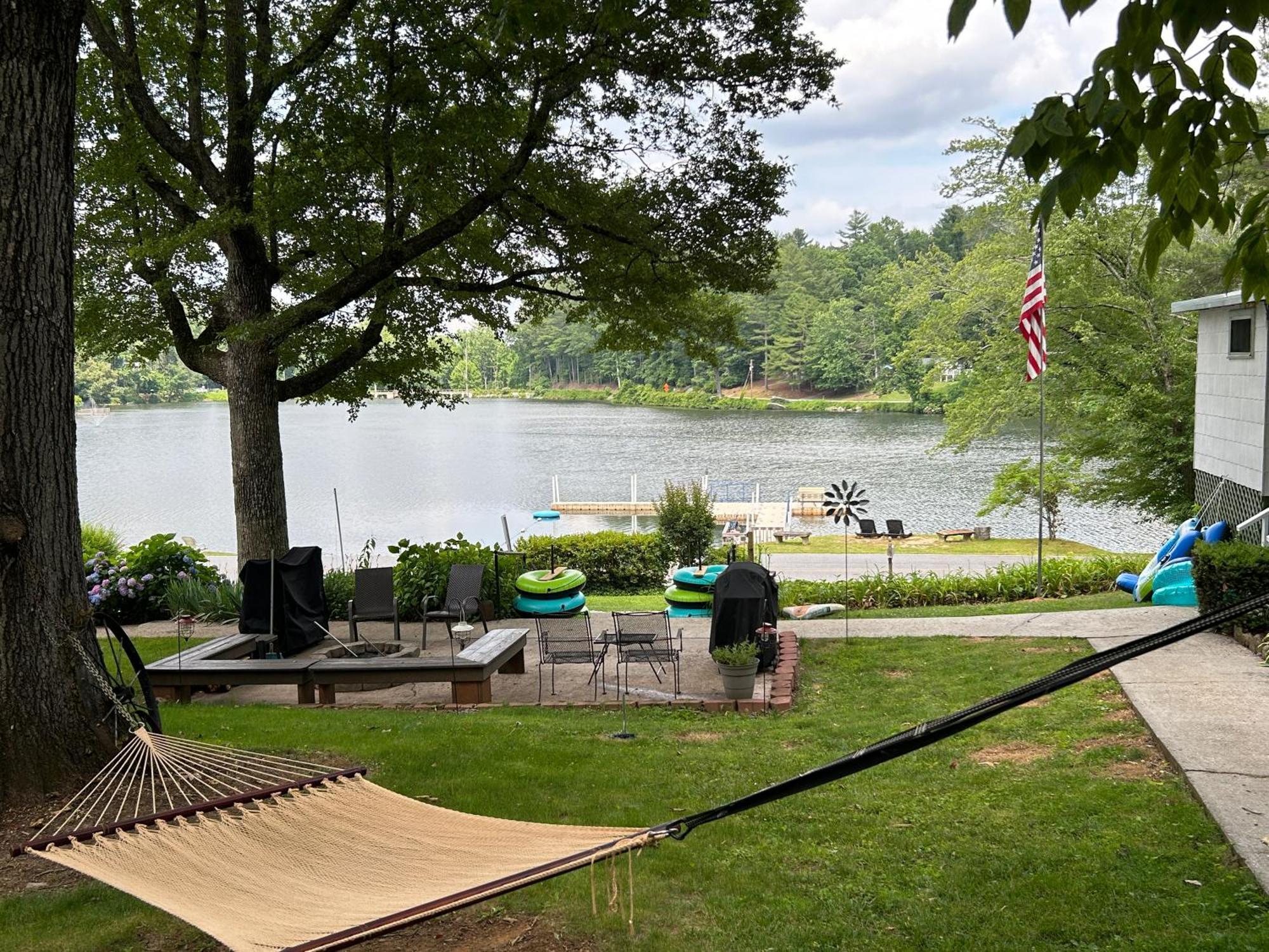Mountain Lake Cottages Hendersonville Exterior photo