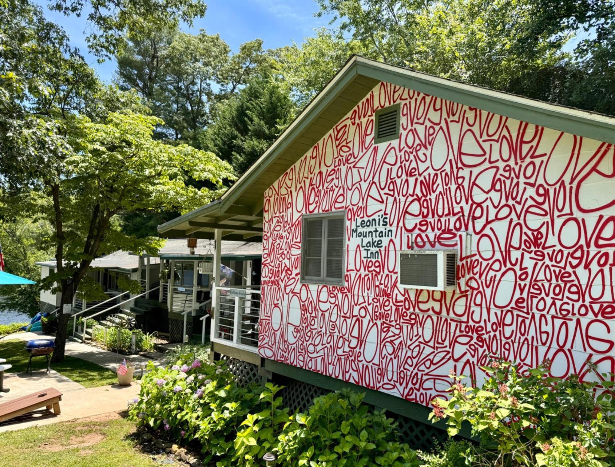 Mountain Lake Cottages Hendersonville Exterior photo