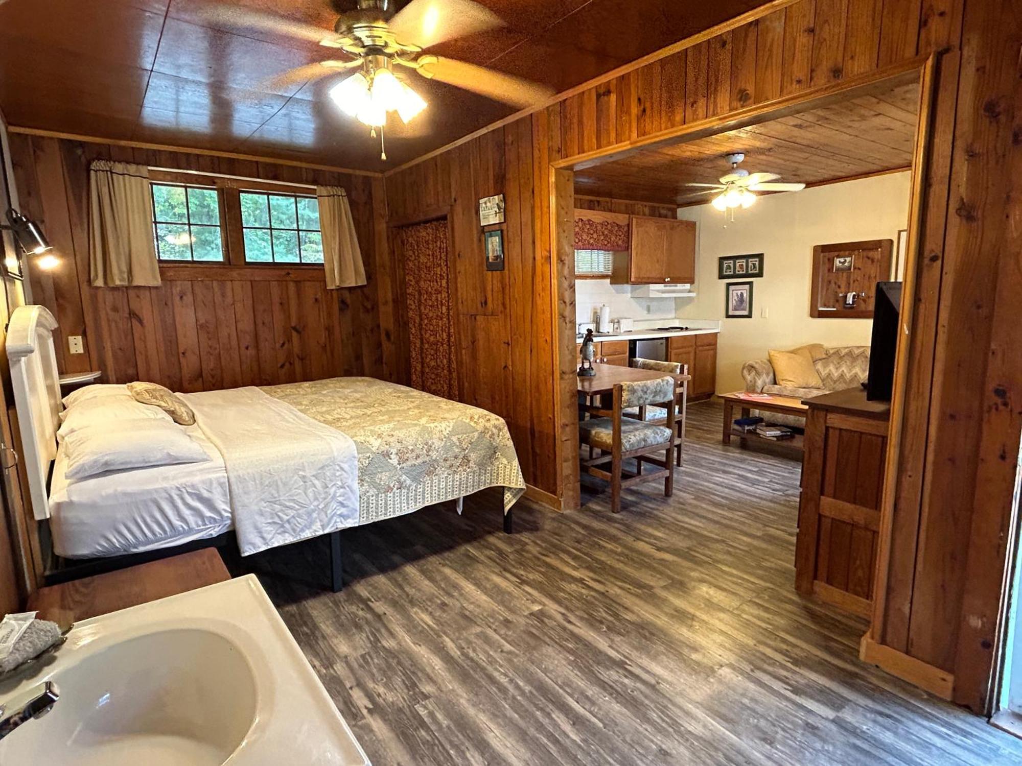 Mountain Lake Cottages Hendersonville Exterior photo